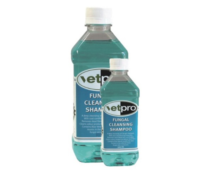 Vetpro Fungal Cleansing Shampoo image 0